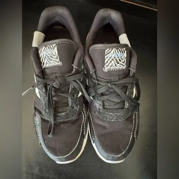 Adidas sneakers  - Picture 3 of 5